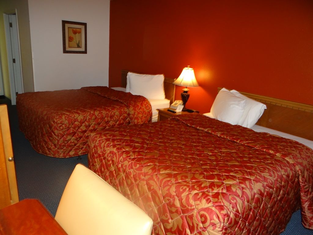 Rock Creek Hotel Sabetha Room photo